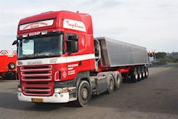 Ny 4 akslet tiptrailer til Glerup Containerservice A/S, 