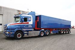 Fabriksny 4 akslet Kel-Berg tiptrailer til Hemmingsen Transport ApS, 