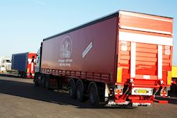 Ny 3 akslet Kel-Berg citygardintrailer til LH Fragt ApS, 