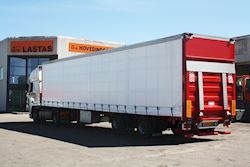 Flot ny 2 akslet city gardintrailer til Universal Transport, 