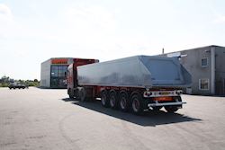 Sidste ud af tre nye Kel-Berg 4 akslet 37 m3 tiptrailer til KD Logistik ApS, 