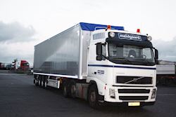 Fabriksny 4 akslede Kel-Berg Walking Floor trailer til Meldgaard Miljø A/S, 