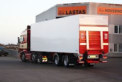 Larsen & Christensen A/S fabriksny Kel-Berg 2 akslet boxtrailer med dobbeltdæk, 