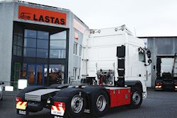 Lastas Trucks Danmark A/S leverer DAF XF FTR 105.510 SC til HM Entreprenør A/S, 