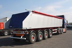 Flot ny 4 akslet Kel-Berg tiptrailer 37m3 til John Rasmussen Aps, 