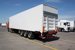 Ny 3 akslet Kel-Berg boxtrailer til Stokholm Transport A/S, 