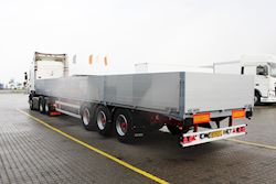 Ny Kel-Berg 3 akslet åben trailer til Th. Rasmussen & Søn A/S, 