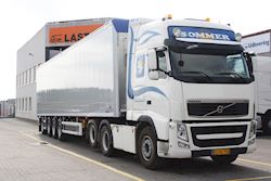 Flot ny Knapen 4 akslet Walking Floor trailer til Kastholm Transport og Entreprenør, 