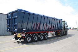 Erik Nielsen & Søn A/S har afhentet en ny flot Kel-Berg 4 akslet hardox tiptrailer, 
