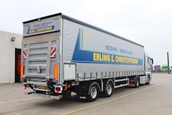 Flot Kel-Berg 2 akslet city-gardintrailer udleveret til Erling E. Christoffersen, 