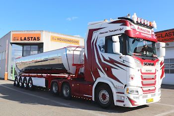 Super flot ny Kel-Berg 4 akslet rundtiptrailer  til Asmussen Transport ApS