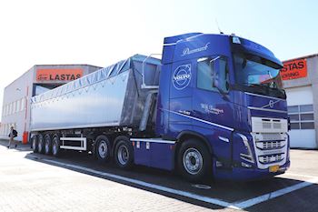 Ny Kel-Berg 4 akslet tiptrailer 61,5 m3 med aut. rullepresenning til BH Transport ApS