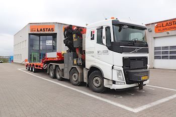 P.L. Jessen ApS med en ny Faymonville 3 akslet maskintrailer med udtræk fra Lastas