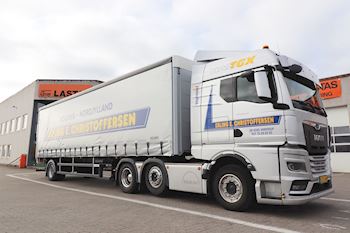 Lastas har leveret ny Kel-Berg 1 akslet  city gardintrailer til Erling E. Christoffersen 