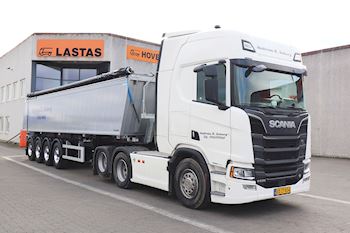 Ny Kel-Berg 4 akslet grus trailer 37 m3 leveret til  Vognmand Andreas R. Søborg A/S