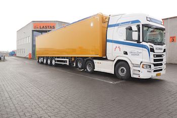 Ny super flot Knapen 4 akslet Walkingfloor trailer fra Lastas til Vognmand Morten Dahl ApS