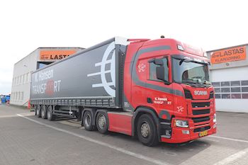 K. Hansen Transport A/S med 5 nye Kel-Berg 3 aksel gardintrailere