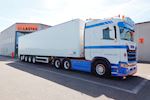 Ny Knapen 4 akslet Walkingfloor trailer 90,6 m3 udleveret til Jernkællingen ApS