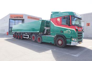 Ny Kel-Berg 4 akslet jord tiptrailer 37 m3 leveret til Snave Vognmandsforretning