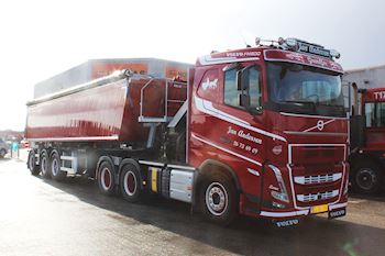 Ny Kel-Berg 3 akslet city tiptrailer 34 m3 leveret til Jan Andersen Transport ApS