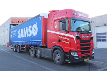 Lastas har leveret en ny kort  Kel-Berg 2 akslet  city gardintrailer til Brdr. Kjeldahl I/S 