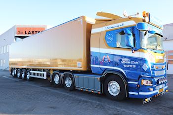 Vognmand Morten Dahl ApS med en ny super flot Knapen 4 akslet Walkingfloor trailer fra Lastas