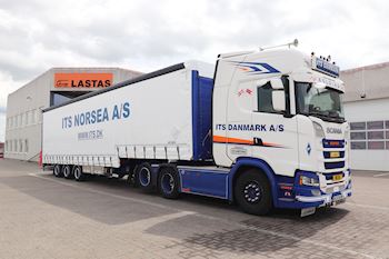 Lastas har leveret en ny Kel-Berg 3 akslet  nedb. gardintrailer til NorSea Denmark A/S