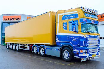 Flot ny Kel-Berg/Knapen 4 akslet Walking Floor trailer udleveret til KD Transport Fur ApS 