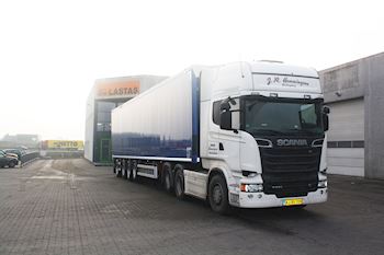Fabriksny 4 akslet Knapen Walking Floor trailer til J.R. Hemmingsen Transport ApS