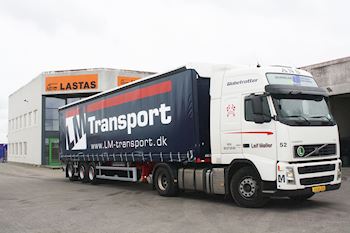 Ny flot 3 akslet Kel-Berg city gardintrailer med langboogie til LM Transport Ans A/S