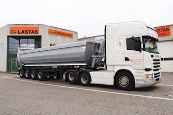 Ny Kel-Berg 4 akslet Hardox tiptrailer 36 m3 leveret til Steen Hansen Transport A/S