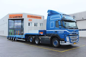 Udtrækstrailer til Bøje kran- og maskintransport A/S