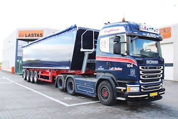 Ny Kel-Berg 4 akslet tiptrailer 61,5 m3 med åbenbare sider til L.M. Transport, Ans A/S