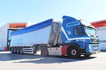 Møller Transport ApS nye Kel-Berg volume tiptrailer på 65 m3 fra Lastas