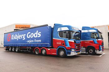 Lastas har leveret nye Kel-Berg 3 akslet gardintrailere til Esbjerg Gods A/S