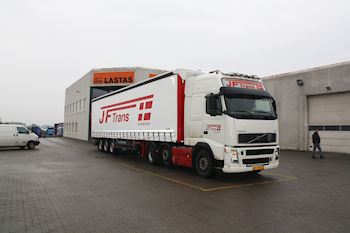 3 aks. maxi flexi gardintrailer til JF Trans